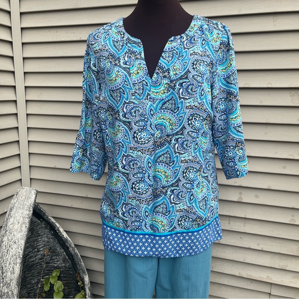 EUC Croft & Barrow tunic paisley patterned v-neck 2/3 sleeves